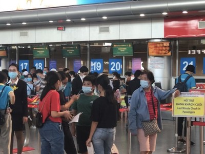 Có 80.000 hành khách đi máy bay đã đến và đang ở Đà Nẵng.