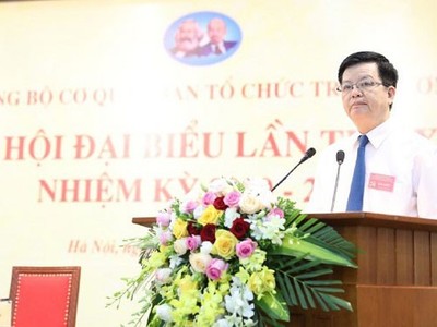 Ông Mai Văn Chính, Uỷ viên Trung ương Đảng, Bí thư Đảng uỷ nhiệm kỳ 2020-2025, Phó Trưởng Ban Tổ chức Trung ương phát biểu cám ơn sự tín nhiệm của Đại hội. (ảnh: Tạp chí Xây dựng Đảng).