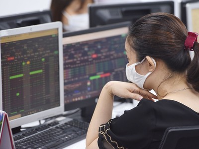 Tìm cơ hội từ làn sóng Covid-19 thứ hai