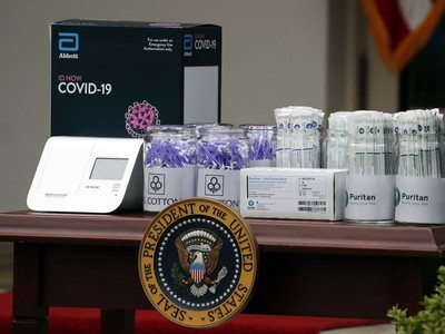 Nhân viên Nhà Trắng được yêu cầu xét nghiệm Covid-19 ngẫu nhiên. 