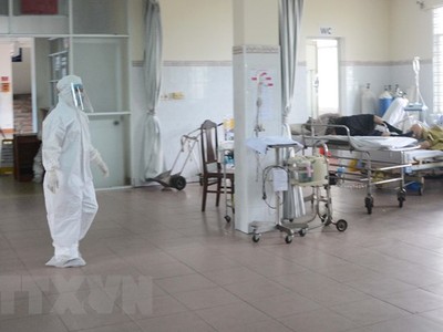 Phòng tiếp nhận bệnh nhân có dấu hiệu nhiễm virus SARS-CoV-2. (Ảnh: Văn Dũng/TTXVN).