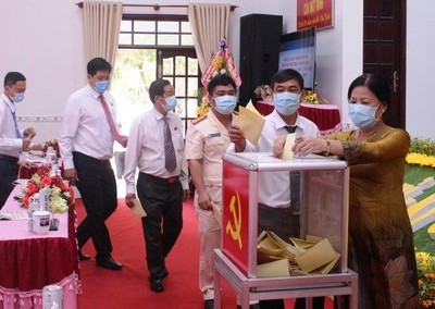 Các đại biểu dự đại hội bầu ban chấp hành nhiệm kỳ mới.