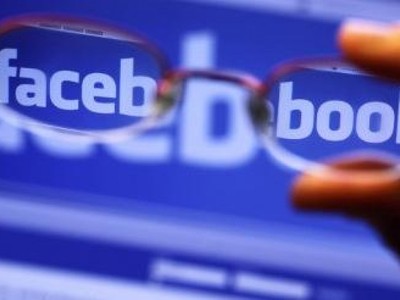 Cảnh báo người dùng Facebook lại mắc lừa trò đùa quyền riêng tư