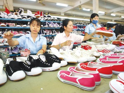 EVFTA được đánh giá là ánh sáng ở cuối đường hầm đại dịch đối với các doanh nghiệp trong nhiều ngành hàng. Ảnh: Đức Thanh.