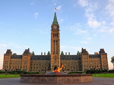 Tòa nhà Quốc hội Canada. (Ảnh: Britannica).