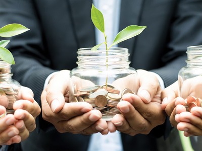 Nhà đầu tư chứng khoán ấm lòng với cổ tức