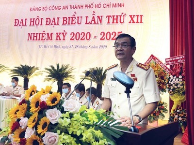 Đại tá Lê Hồng Nam, Giám đốc CATP được bầu giữ chức vụ Bí Thư Đảng ủy Công an TPHCM.