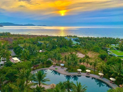 Kích cầu du lịch, Cam Ranh Riviera tặng khách 2 đêm nghỉ 5 sao miễn phí