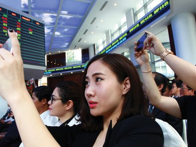 Lọc cơ hội cổ phiếu có sóng kết quả kinh doanh quý III 