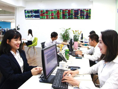 Thanh khoản thị trường chứng khoán duy trì mức cao 6.000 - 7.000 tỷ đồng/phiên trong tuần qua là tín hiệu tích cực