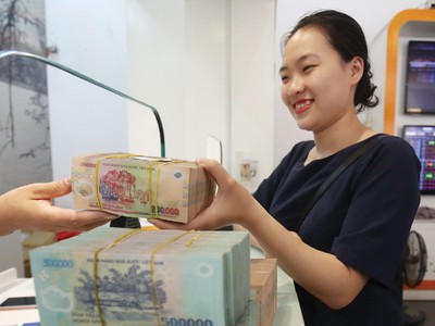 Nhà đầu tư chứng khoán chuyên nghiệp là nhà đầu tư có năng lực tài chính hoặc có trình độ chuyên môn về chứng khoán. Ảnh: Dũng Minh.