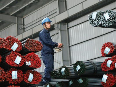 Doanh nghiệp thép vẫn đối mặt với nhiều khó khăn, nhất là giá nguyên liệu đầu vào tăng cao. Ảnh: Dũng Minh.