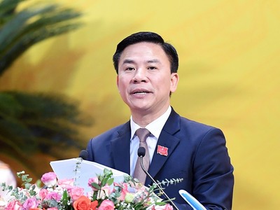 Ông Đỗ Trọng Hưng, Phó Bí thư thường trực Tỉnh ủy khóa XVIII được bầu giữ chức Bí thư Tỉnh ủy Thanh Hóa khóa XIX.