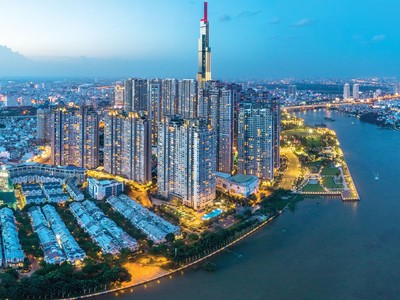 Việt Nam đang được kỳ vọng sẽ trở thành thị trường đầu tư lớn trong khu vực và trên thế giới. Ảnh: Dũng Minh.