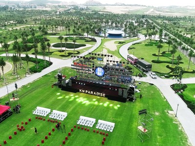 VIP Beach Club KN Paradise đánh dấu hoạt động đầu tiên bằng việc đón hơn 700 khách ngày 24/10/2020