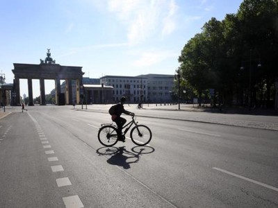 Đức đã bán phong tỏa từ 2 tuần qua để ngăn Covid-19 (Ảnh: DW).