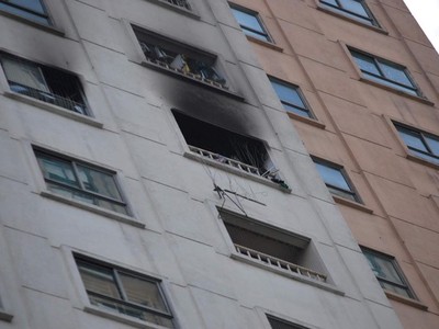 Cháy tại khu chung cư CT1 Xa La, Hà Đông, Hà Nội. (Ảnh: PV/Vietnam+).