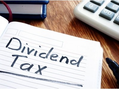 VN-Index vượt ngưỡng cản tâm lý và chuyện thuế đánh lên cổ tức bằng cổ phiếu