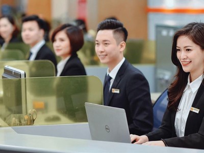 SHS: Đoàn kết một lòng, vững tin vượt khó