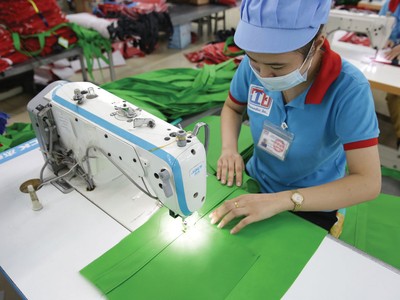 Sản phẩm bao bì của Thuận Đức được tái chế từ nhựa phế liệu.