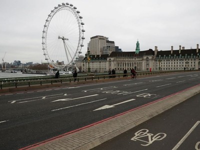 Anh cân nhắc phong tỏa toàn quốc vì biến thể SARS-CoV-2 mới. Ảnh: KT.