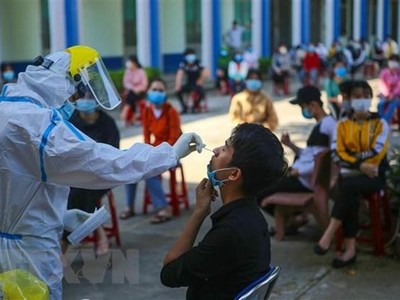Xét nghiệm COVID-19. (Nguồn: TTXVN).