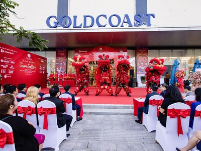 Show Gallery dự án The Aston Luxury Residence là sự kết hợp hoàn hảo giữa thương hiệu DKO danh tiếng quốc tế cùng BOHO, đơn vị thiết kế và thi công. Welham đảm nhận vai trò quản lý vận hành mang đến những trải nghiệm dịch vụ đẳng cấp cho quý khách tham quan Show Gallery.