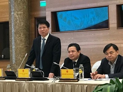 Thứ trưởng Bộ Y tế Trương Quốc Cường tại cuộc họp báo Chính phủ sáng 4/1/2021.