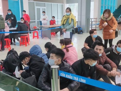 Đêm 4/1, Đồn Biên phòng Cửa khẩu Trà Lĩnh đã phát hiện, thu dung 170 công dân từ Trung Quốc trở về.