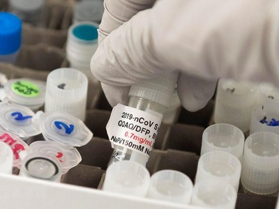 Vắcxin Novavax ngừa COVID-19 được sản xuất tại Gaithersburg, bang Maryland, Mỹ ngày 20/3/2020. (Ảnh: AFP/TTXVN).