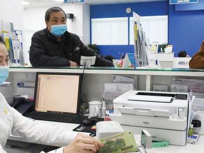 Dòng tiền rình rập trên thị trường chứng khoán