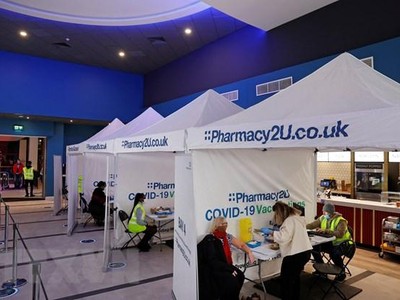 Một điểm tiêm vắcxin ngừa COVID-19 tại Maidstone, Anh ngày 10/2/2021. (Ảnh: AFP/TTXVN).