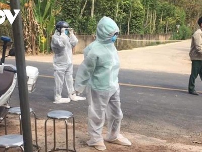 Ngành y tế kiểm tra để chuẩn bị gỡ bỏ phong tỏa tại ấp Cà Na.