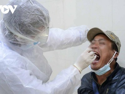 Trong các ngày 17-18/2, các cơ sở y tế đủ năng lực xét nghiệm dịch vụ SARS-CoV-2 trên địa bàn tỉnh Quảng Ninh đã xét nghiệm trên 6.700 mẫu, đều cho kết quả âm tính.