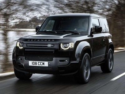 Land Rover Defender V8 2022: Phiên bản nâng cấp động cơ V8 siêu nạp 5.0L đem đến sức mạnh vượt trội