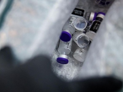 Mặc dù triển khai mạnh việc tiêm chủng và lên kế hoạch nới lỏng hạn chế, tuy nhiên Hungary đang phải đối mặt với tình trạng lây nhiễm hàng ngày cao nhất kể từ đầu năm tới nay (Ảnh minh họa, nguồn: bloomberg.ca).