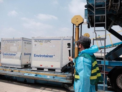 Vietnam Airlines là hãng hàng không có cở sở hạ tầng hiện đại và đồng bộ nhất để vận chuyển vaccine Covid -19.