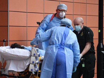 Anh hiện là quốc gia chịu tác động nặng nề nhất của dịch bệnh tại châu Âu xét về số ca tử vong. (Ảnh: AFP/TTXVN).