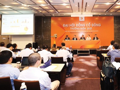 Đại hội cổ đông Digiworld diễn ra trong không khí nhẹ nhàng, vui vẻ .