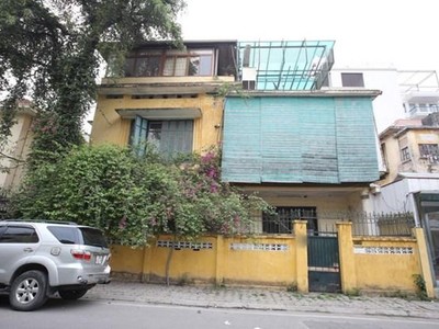 Một ngôi biệt thự trên phố Nguyễn Gia Thiều, quận Hoàn Kiếm, Hà Nội. (Ảnh: Vietnam+).