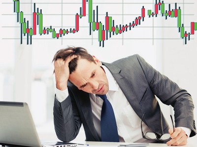 Nhiều quỹ đầu cơ giá xuống lỗ lớn vì hàng triệu nhà đầu tư có động lực cố gắng liên kết, động viên nhau để nắm giữ vị thế đầu cơ giá lên.