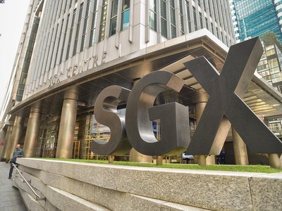 Sở Giao dịch Chứng Khoán Singapore.