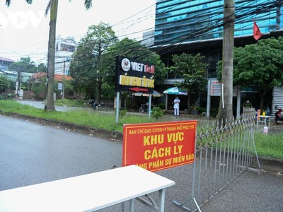 Trước đó, trong bản tin chiều 8/5, Bộ Y tế đã thông báo ghi nhận 65 ca mắc trong cộng đồng tại 13 tỉnh, thành phố. Trong đó, tại Vĩnh Phúc có 7 ca.