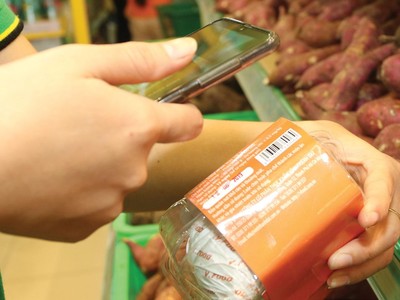 Thanh toán số ngày càng đi vào cuộc sống.