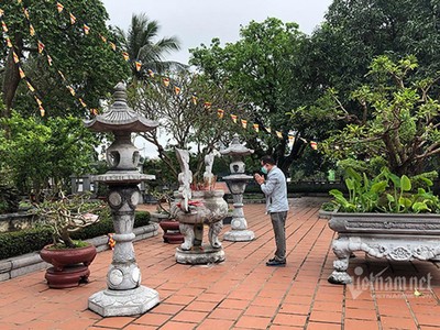 Hà Nội dừng tổ chức hoạt động tôn giáo, tín ngưỡng tập trung để phòng chống dịch Covid-19.