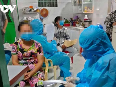 Đầu bếp khách sạn Sheraton mắc Covid-19, Long An họp khẩn