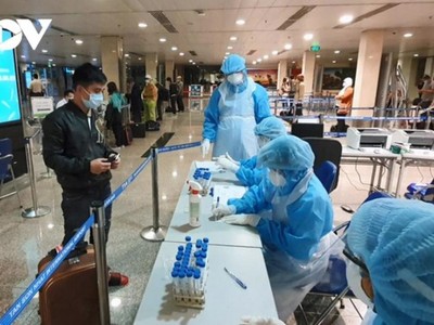 Sân bay Tân Sơn Nhất tạm dừng nhập cảnh hành khách từ 27/5 để phục vụ công tác phòng, chống dịch.