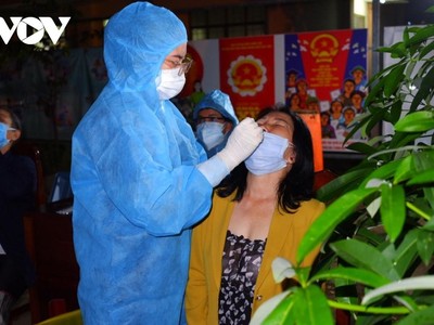 Tổ chức lấy mẫu xét nghiệm giám sát toàn phường 9 quận Gò Vấp (HCDC)