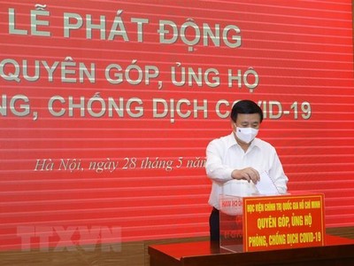 Gần 1.300 tỷ đồng quyên góp vào Quỹ vaccine phòng, chống Covid-19