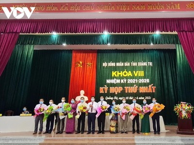 HĐND tỉnh Quảng Trị khóa VIII kiện toàn các chức danh Chủ tịch, Phó Chủ tịch HĐND; Trưởng, phó các Ban thuộc HĐND tỉnh Quảng Trị.